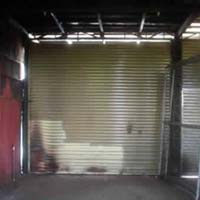 Reparacion de cortinas y reparacion de persianas. Cortinas Metalicas. Reparacion de cortinas y persianas tipo barrio, de enrollar, americanas y comerciales.